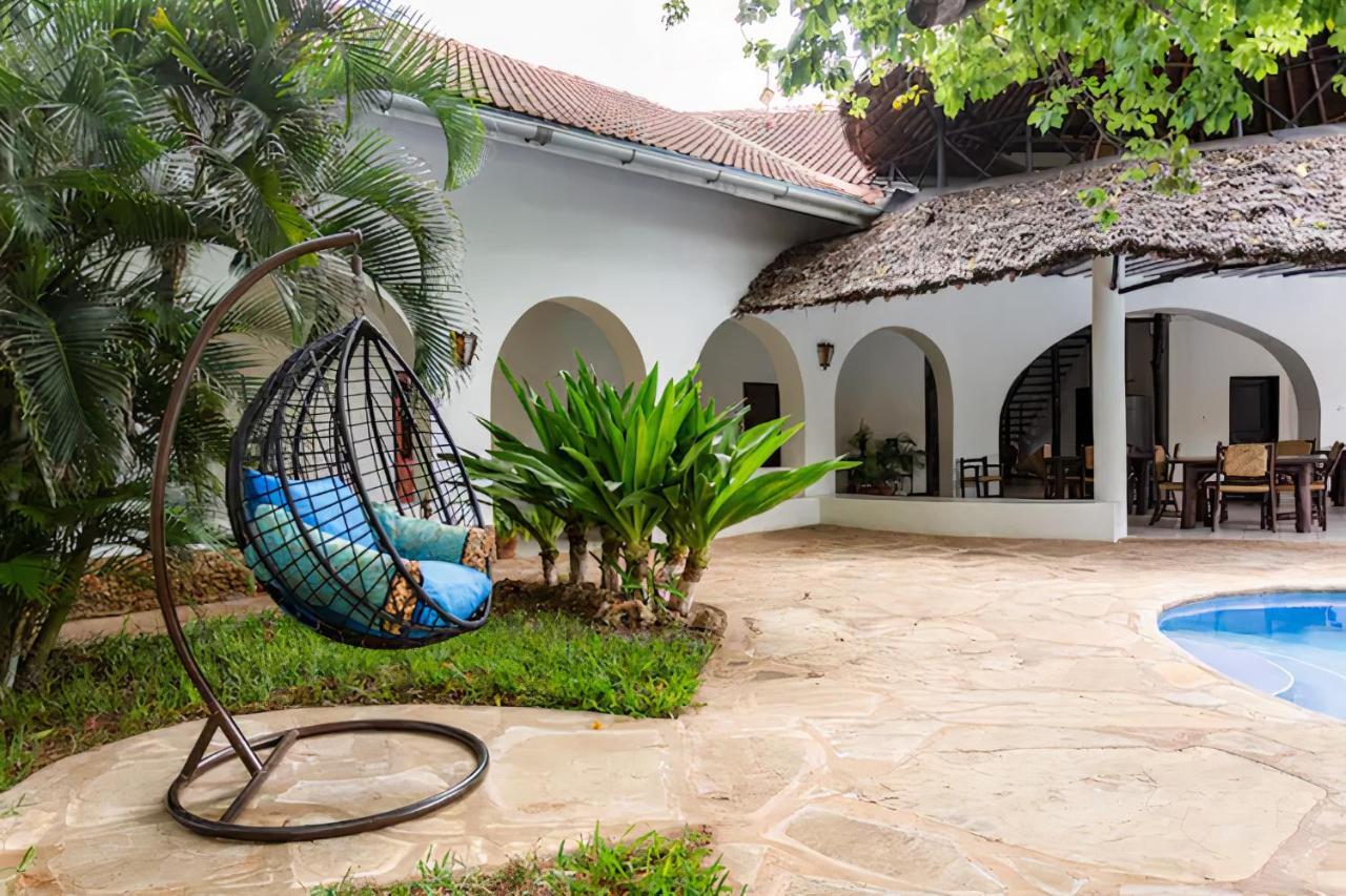 Bed and Breakfast Zarafa House Диани-Бич Экстерьер фото